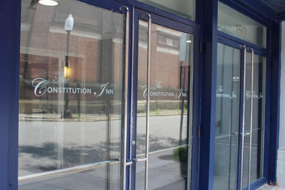 Constitution Inn Image 20