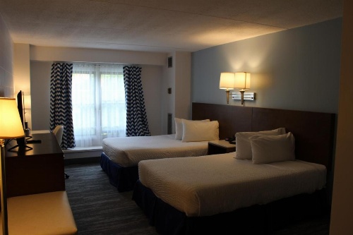 Constitution Inn image 25