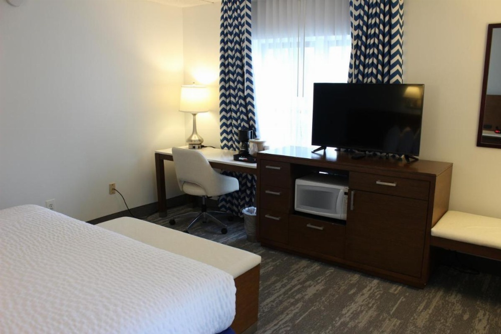 Constitution Inn Image 34