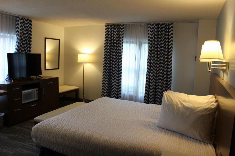 Constitution Inn Image 36